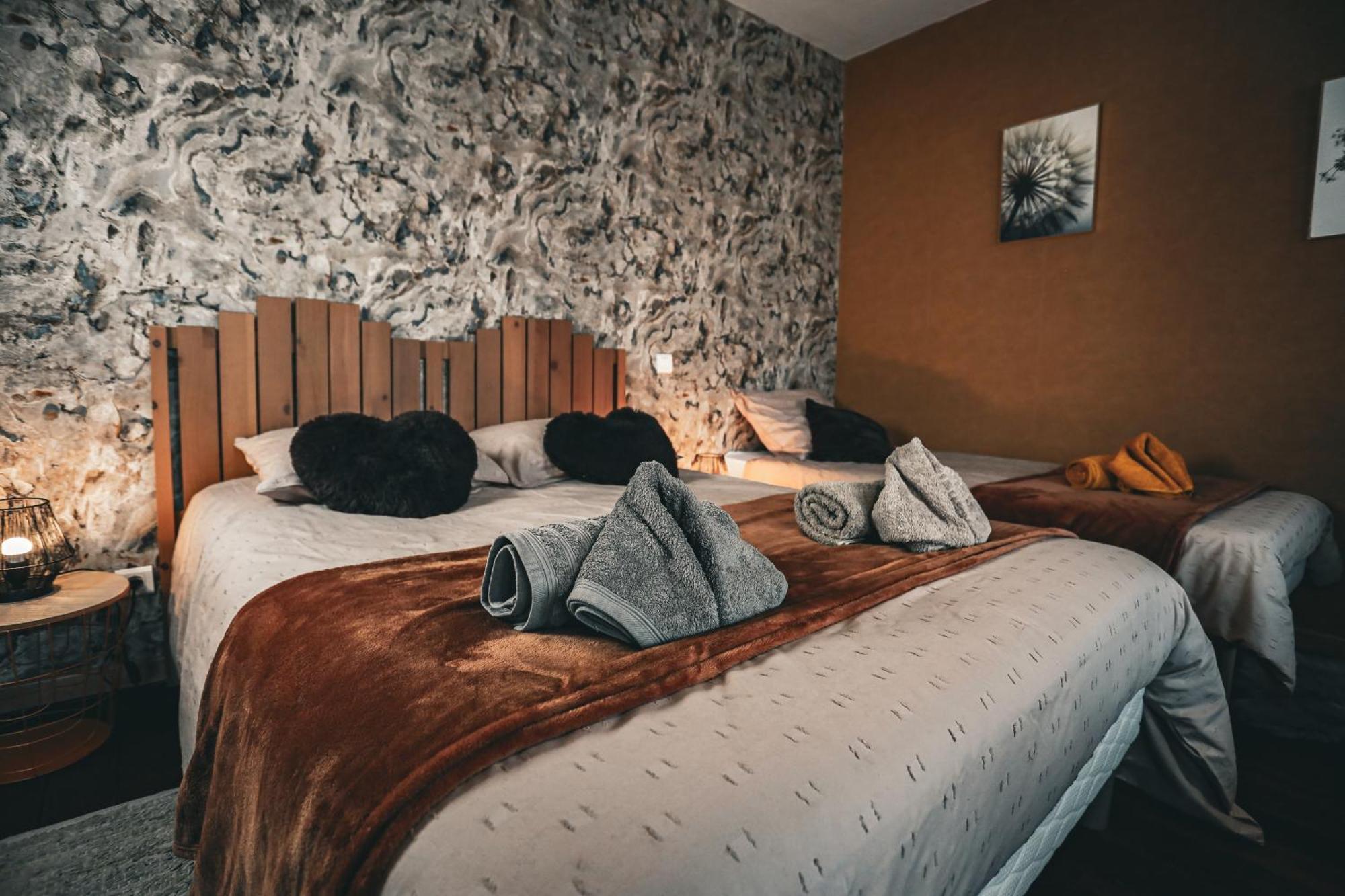Gite , Au Dormeur Du Val Vireux-Wallerand Екстер'єр фото