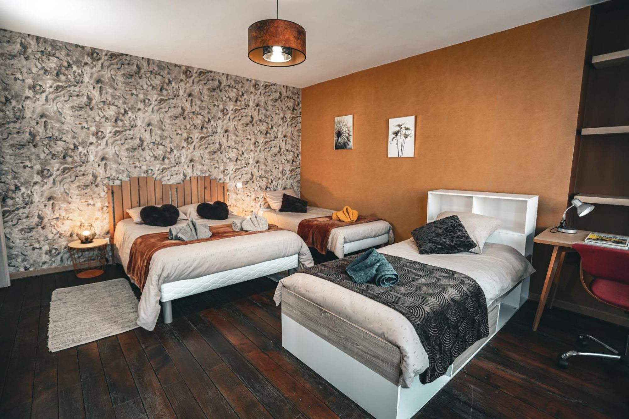 Gite , Au Dormeur Du Val Vireux-Wallerand Екстер'єр фото